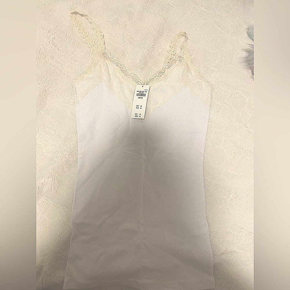 Abercrombie and fitch lace cami (new with tags )
